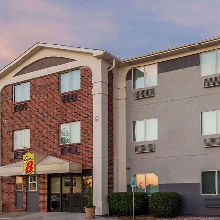 Super 8 By Wyndham Bedford Dfw Airport West Motel Bagian luar foto